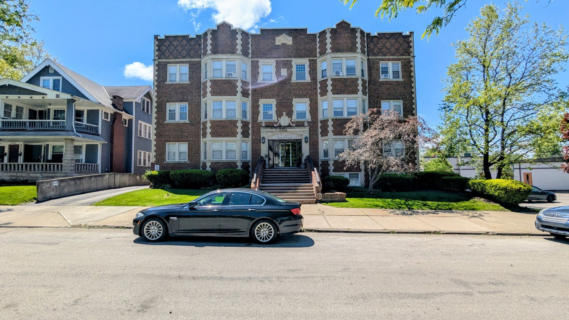 3214 Berkshire Rd unit 203 – photo 3