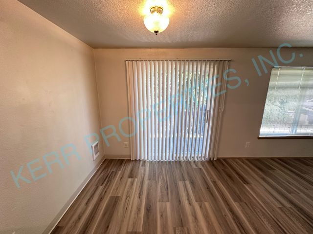 2211 SE 96th Dr – photo 5