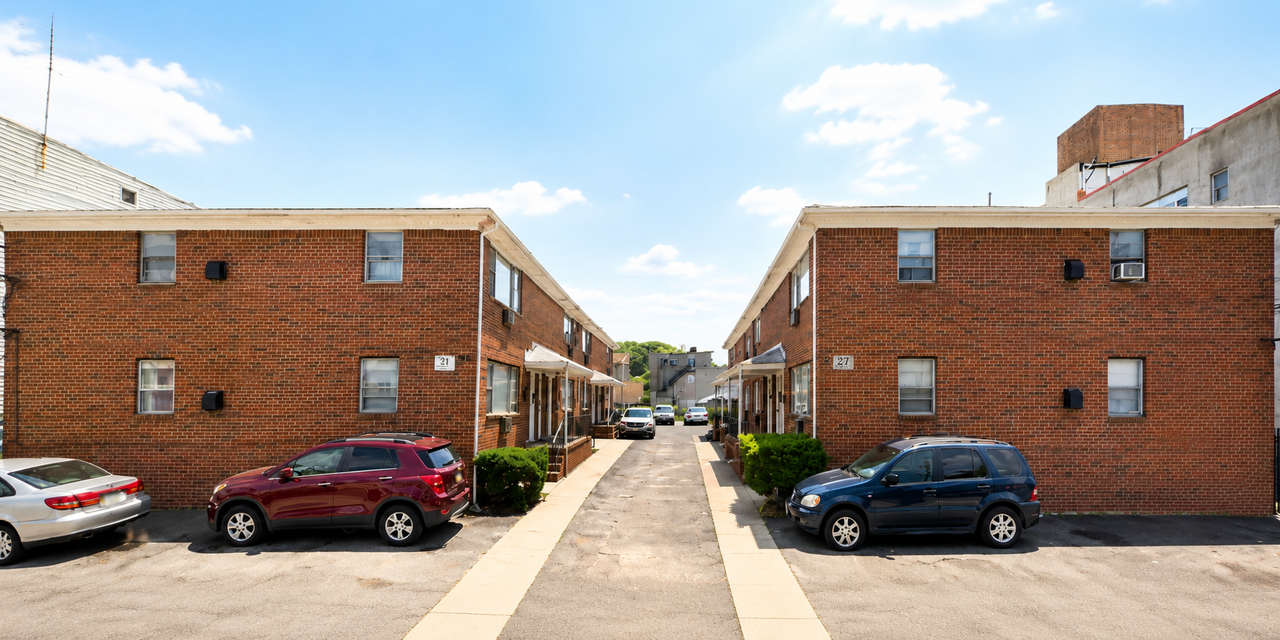 355 Myrtle Ave unit 2C – photo 4