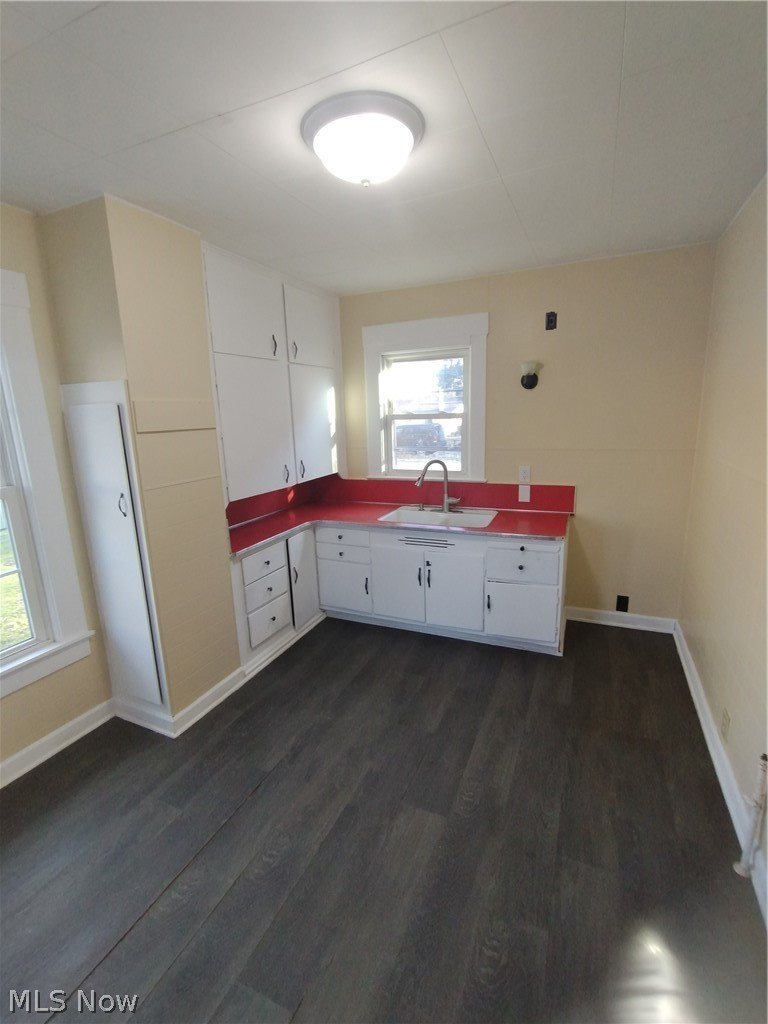 329 Charles Ave SE – photo 3