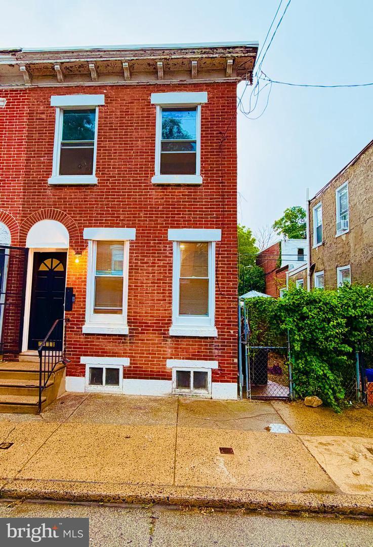 107 E Pastorius St – photo 1