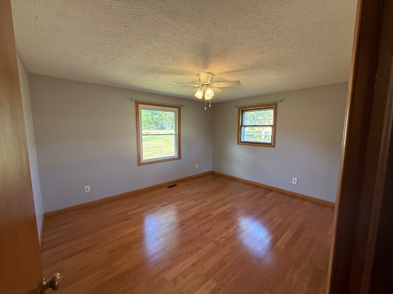 2315 Manchester Ave SW unit 1/2 – photo 4