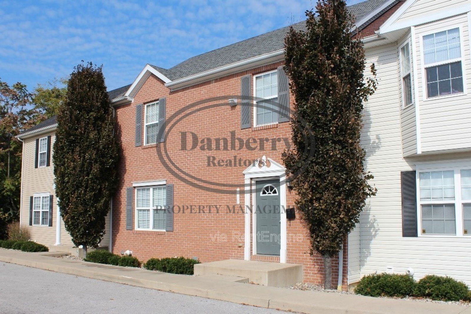 1103 N Byrne Rd – photo 1