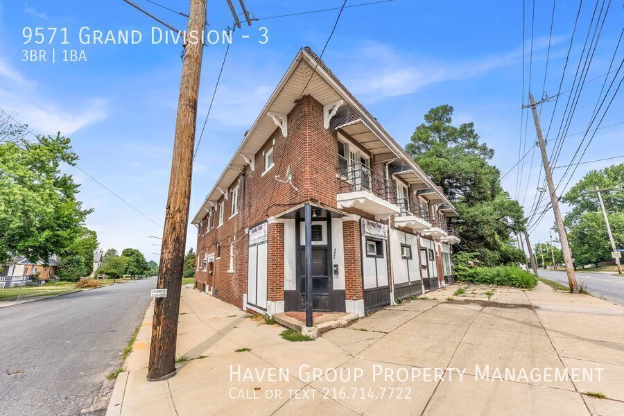 9571 Grand Division Ave – photo 3