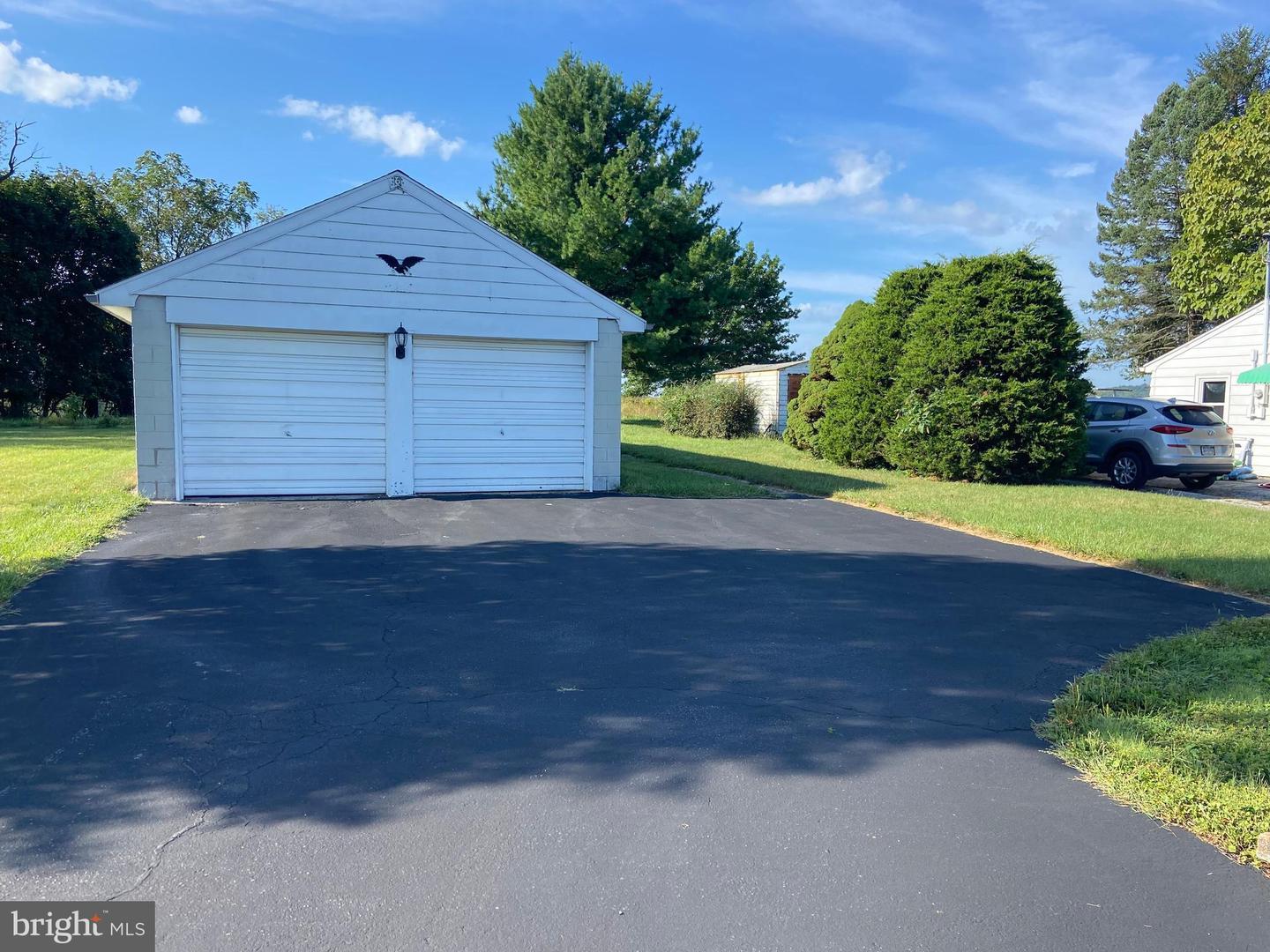 4840 Lehman Rd – photo 2