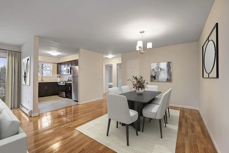 Westmount Village – photo 5