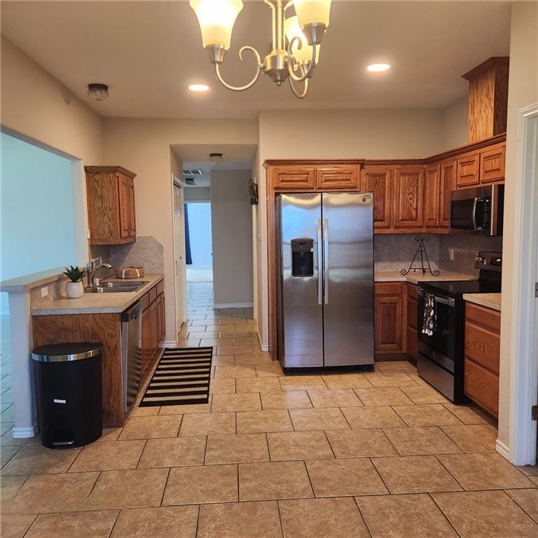 2012 Cottonwood Dr – photo 3