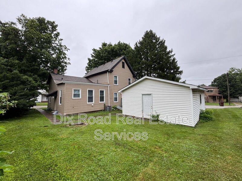 1581 Madison Ave – photo 3