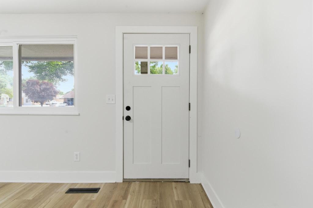 4731 Powell Rd – photo 4
