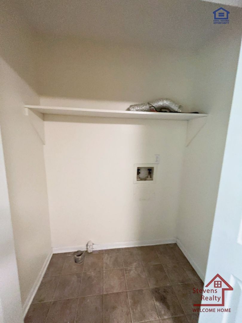 313 Oriole Dr – photo 4