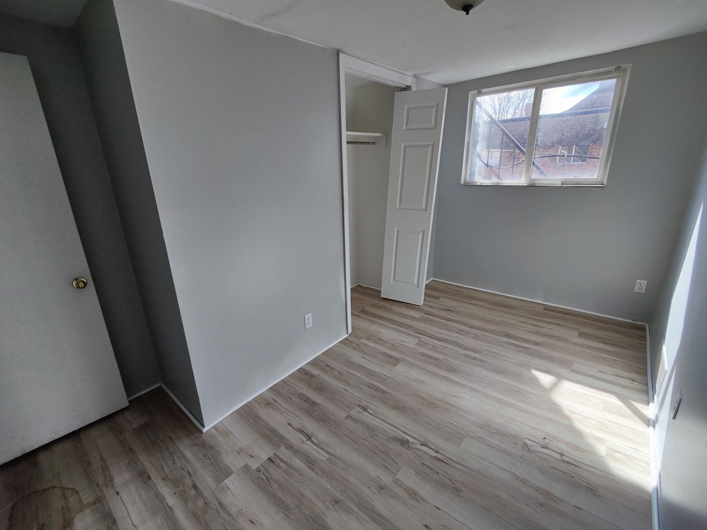 742 Ohio Ave unit Apt. 4 – photo 5