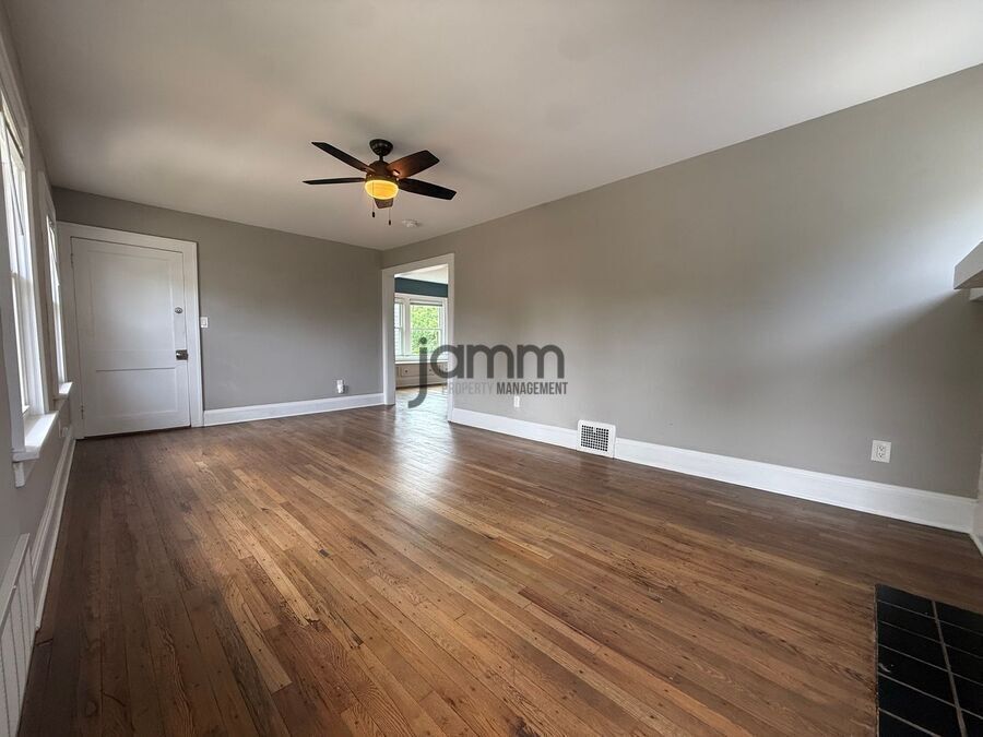 1308 Warren Rd – photo 2