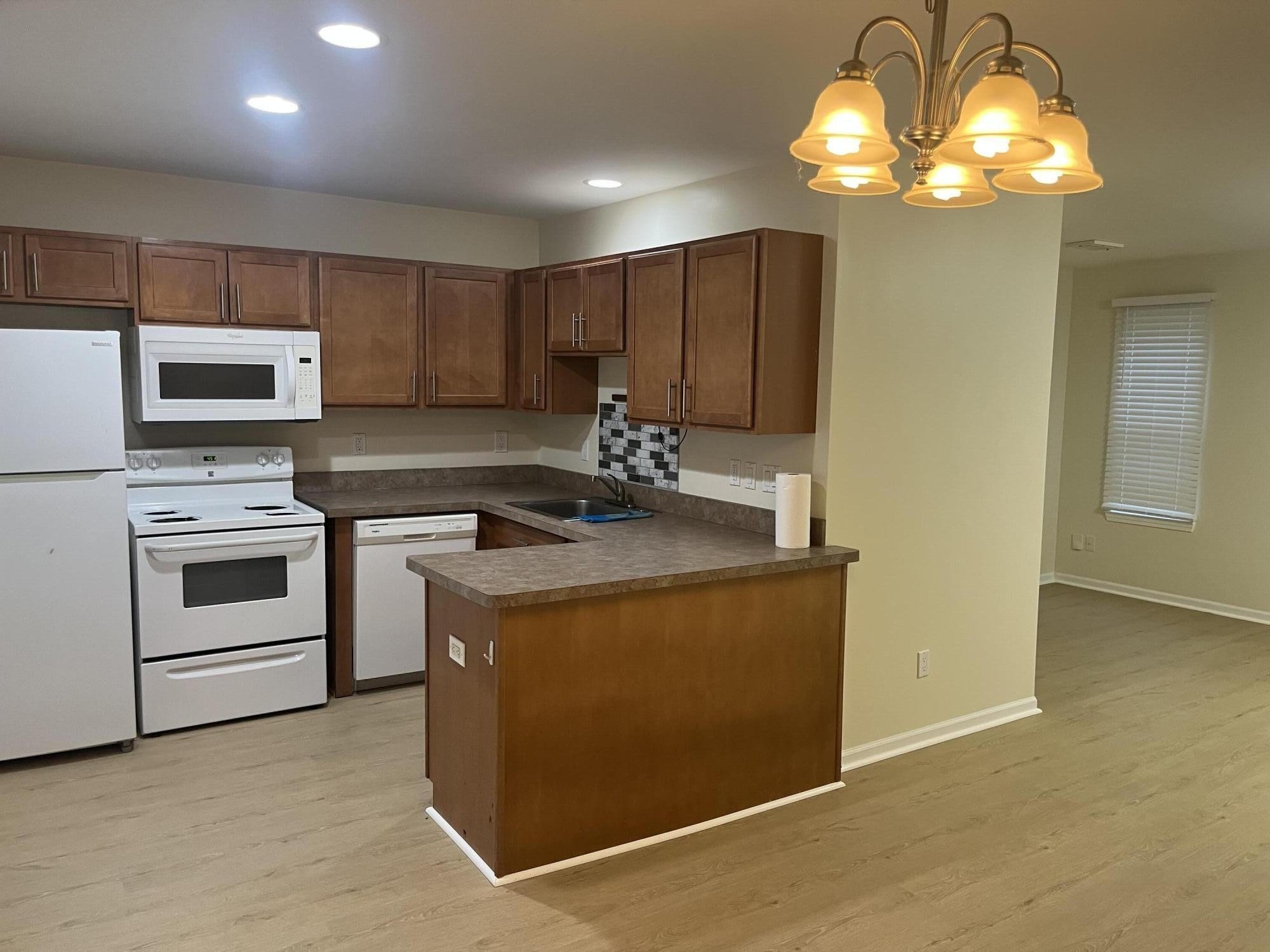 22741 Middlebelt Rd – photo 5