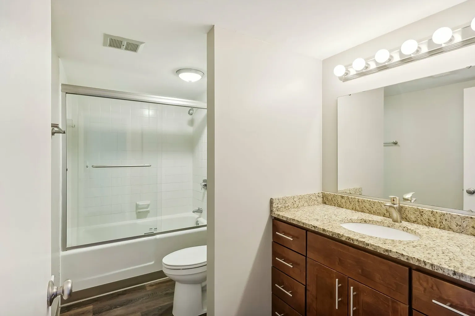 Grandview Pointe Apartments – photo 1