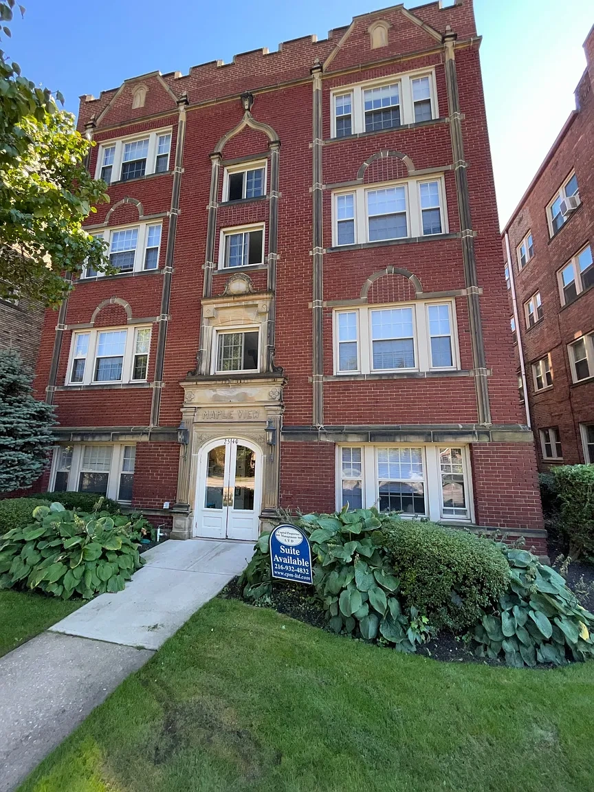 Mapleview Apartments – photo 2