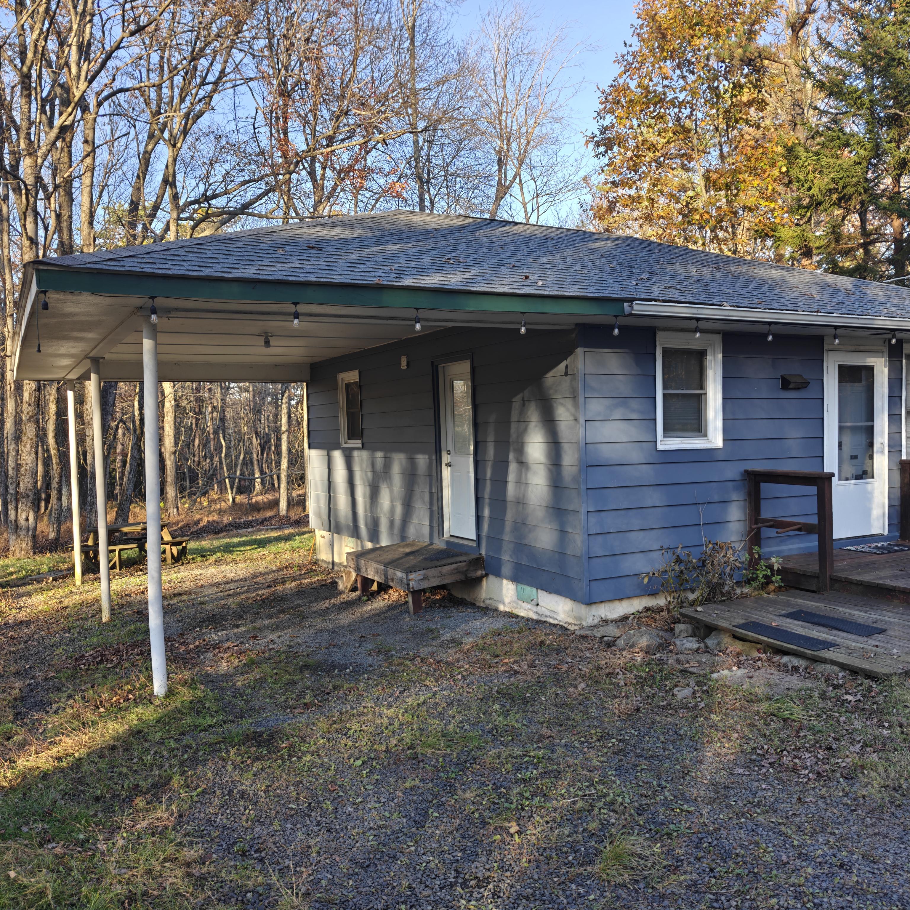 3136 Fern Rd – photo 1