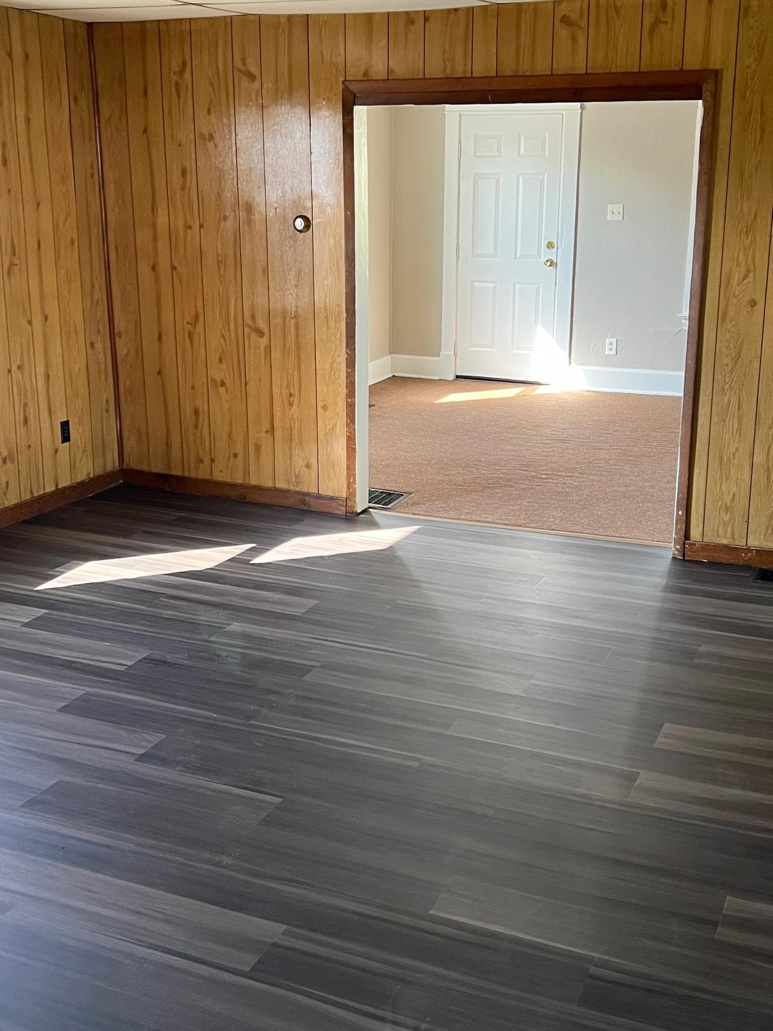 481 12th St – photo 4