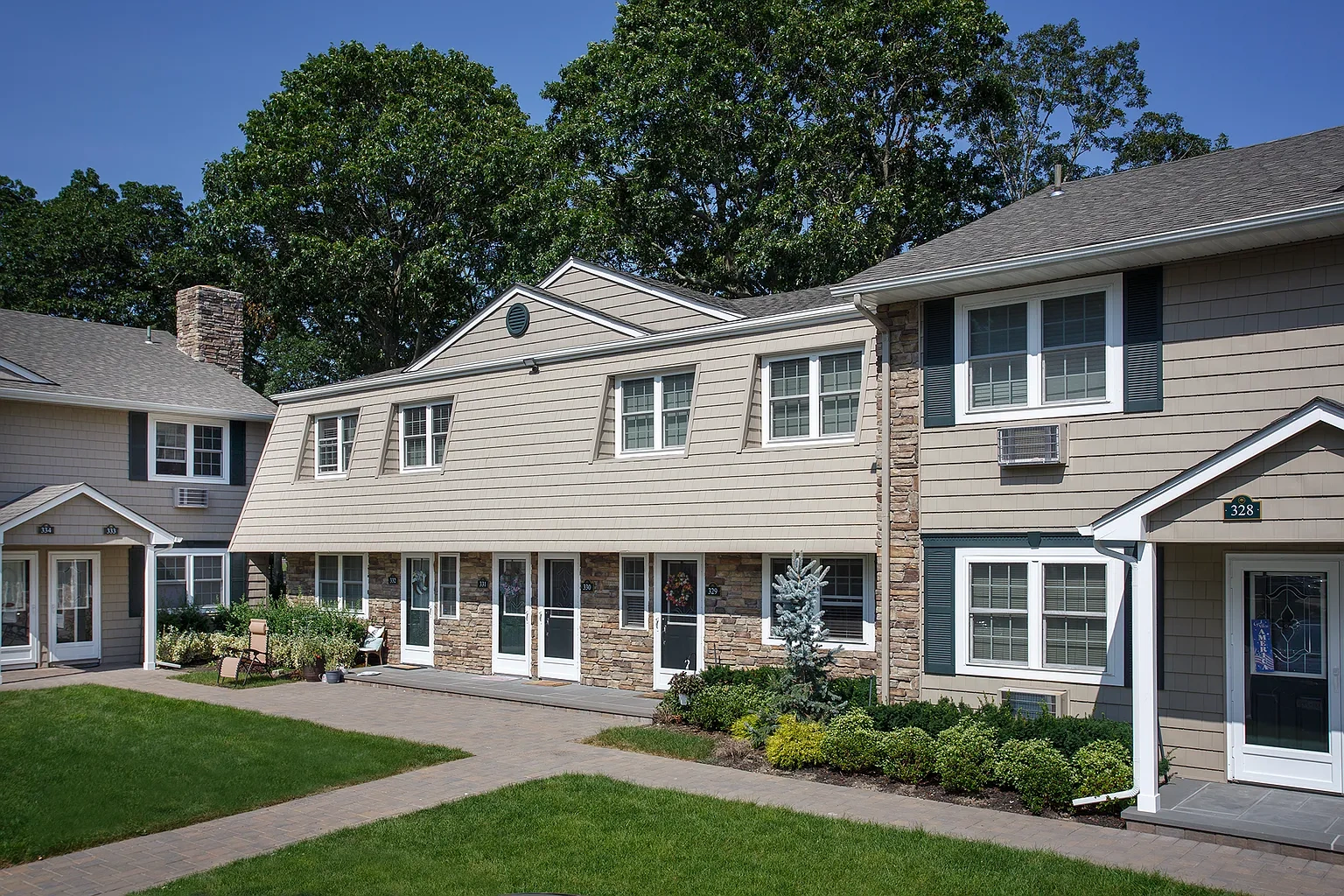 Fairfield Courtyard at Bayport – photo 5