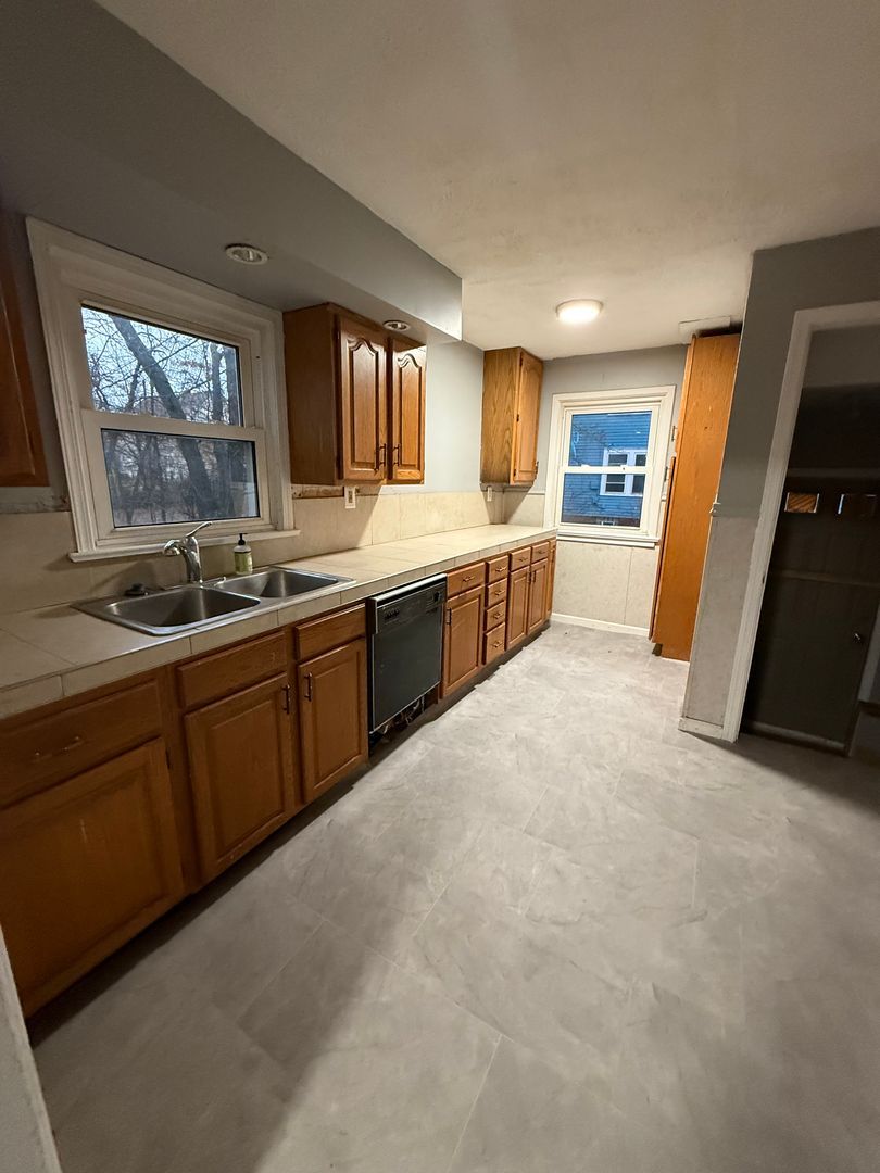3761 E 144th St – photo 5