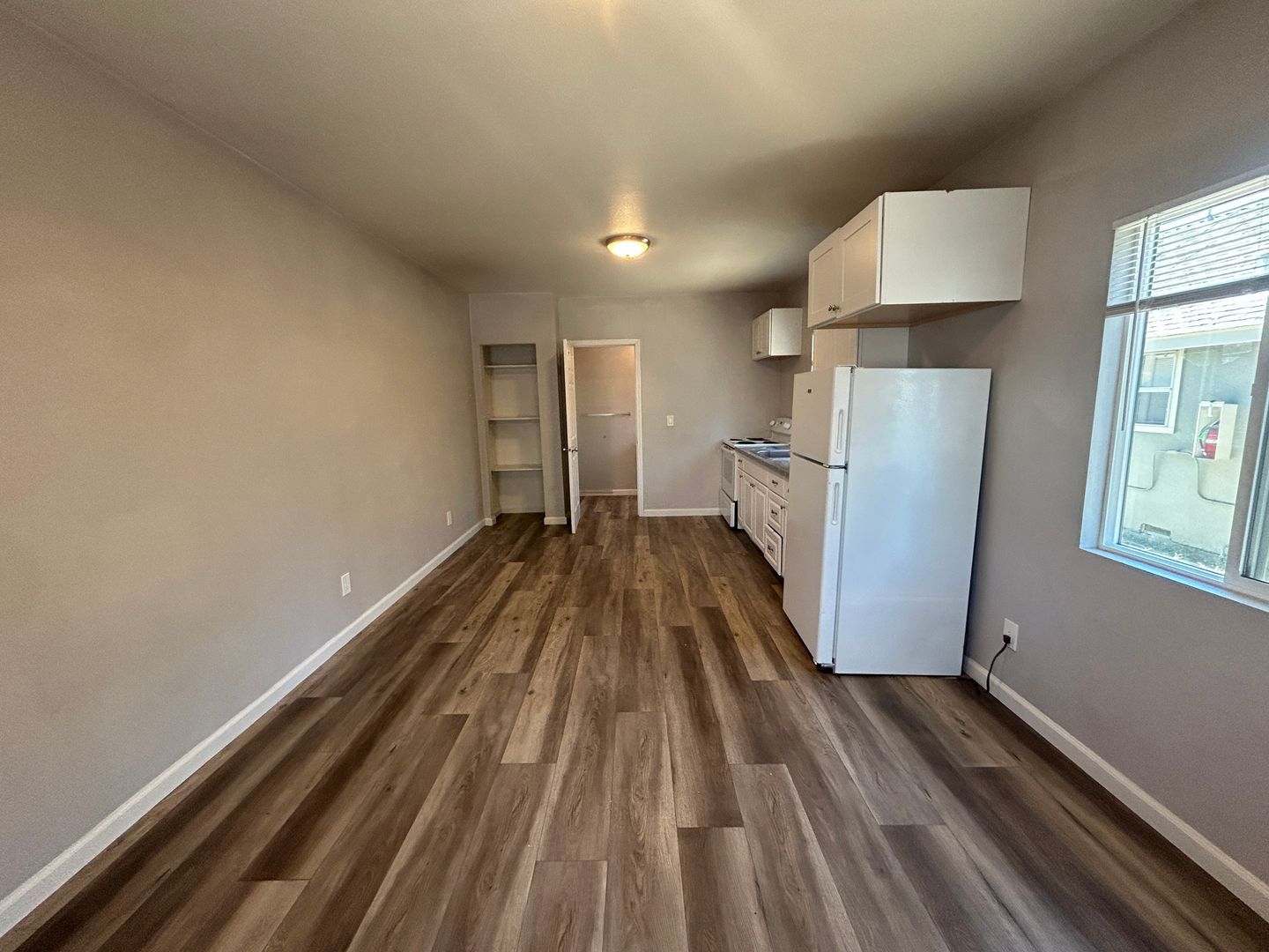 624 J St unit 624 J Street – photo 2