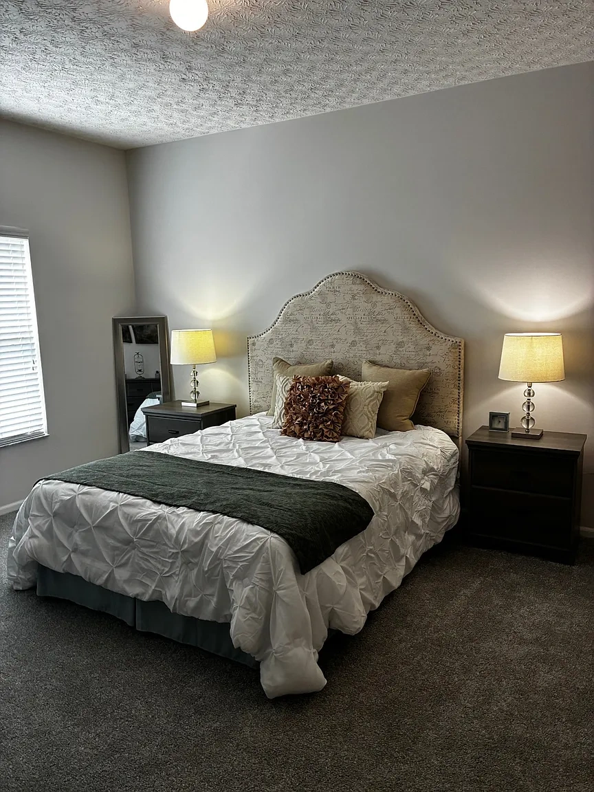 Chantry Village Apartments – photo 1