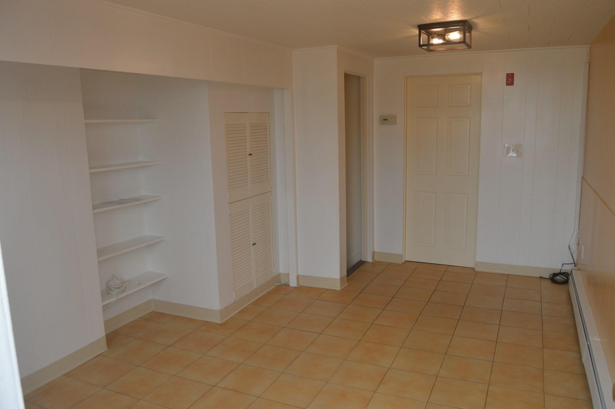 152 Sewall Ave unit 1 – photo 4