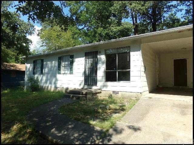 19 Portsmouth Dr – photo 1