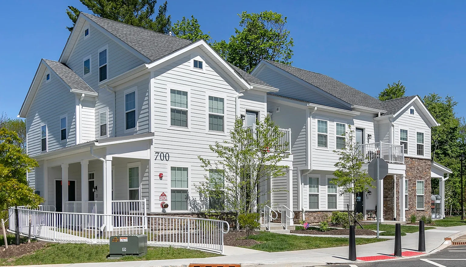 The Willows at Annandale Village – photo 2