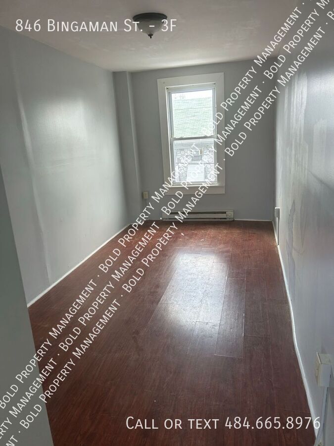 846 Bingaman St – photo 3