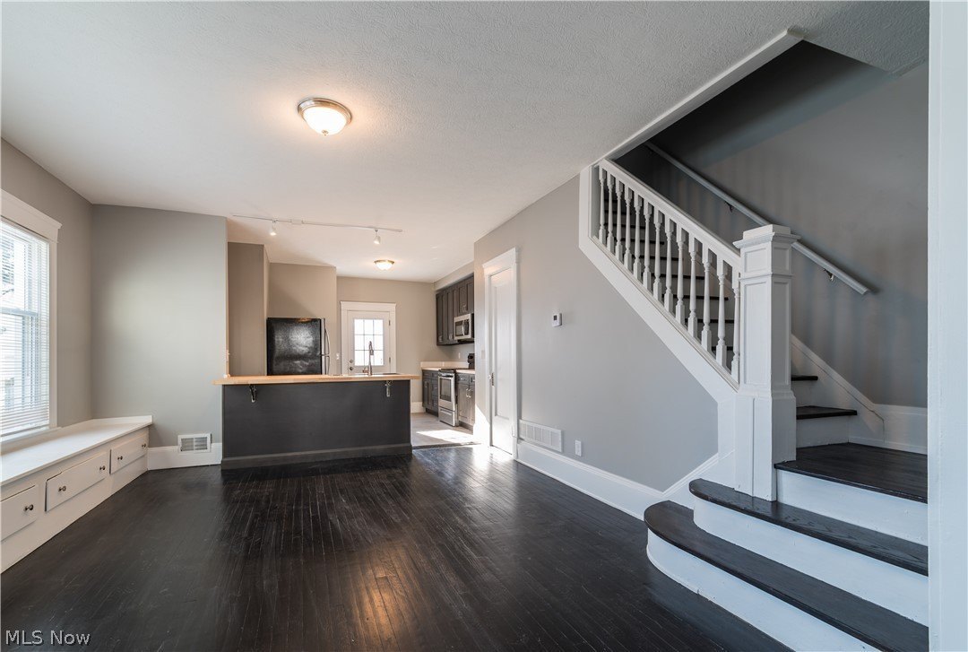 2970 Edgehill Rd – photo 4