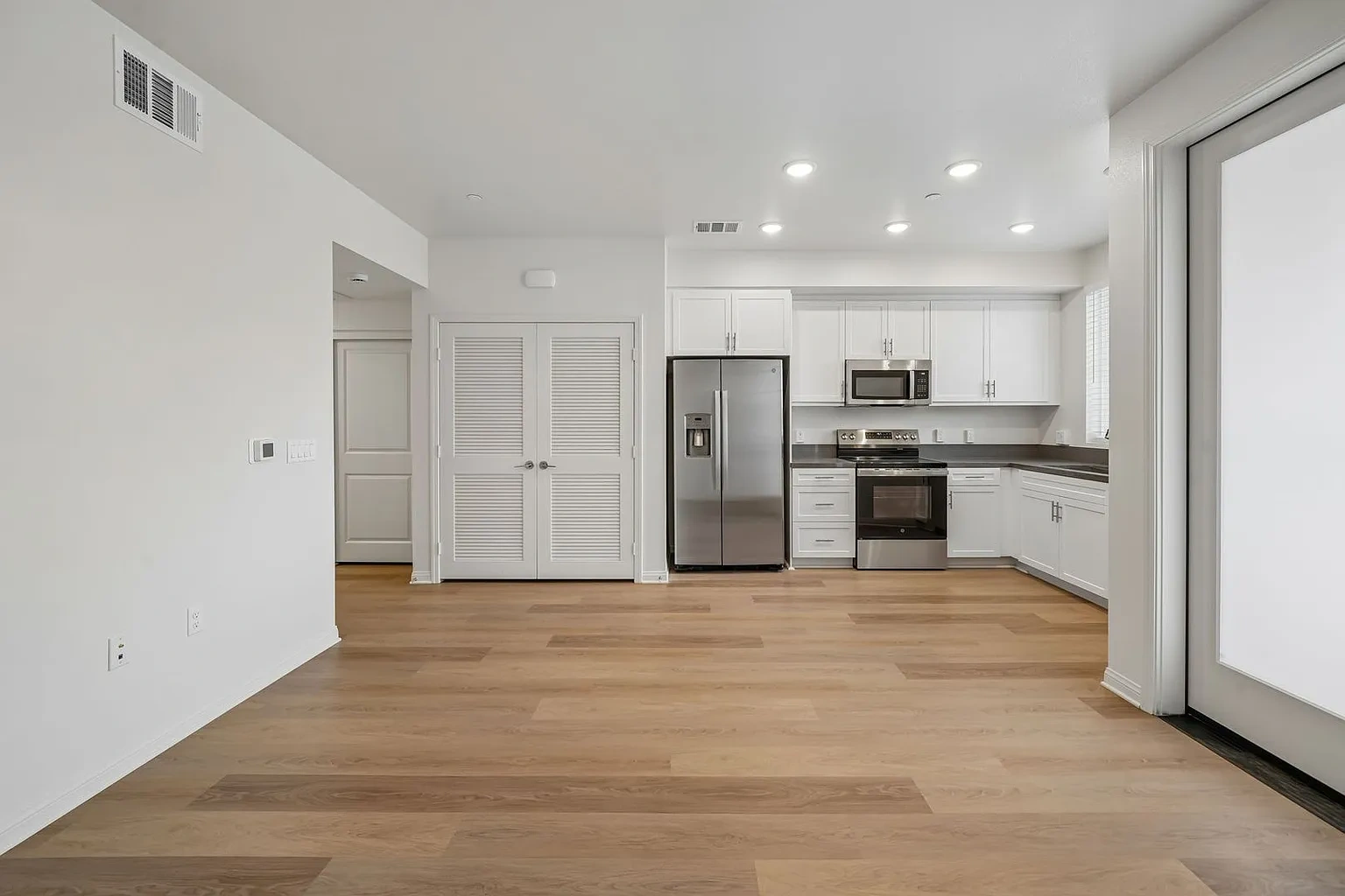 Gallery Park Apartments – photo 3