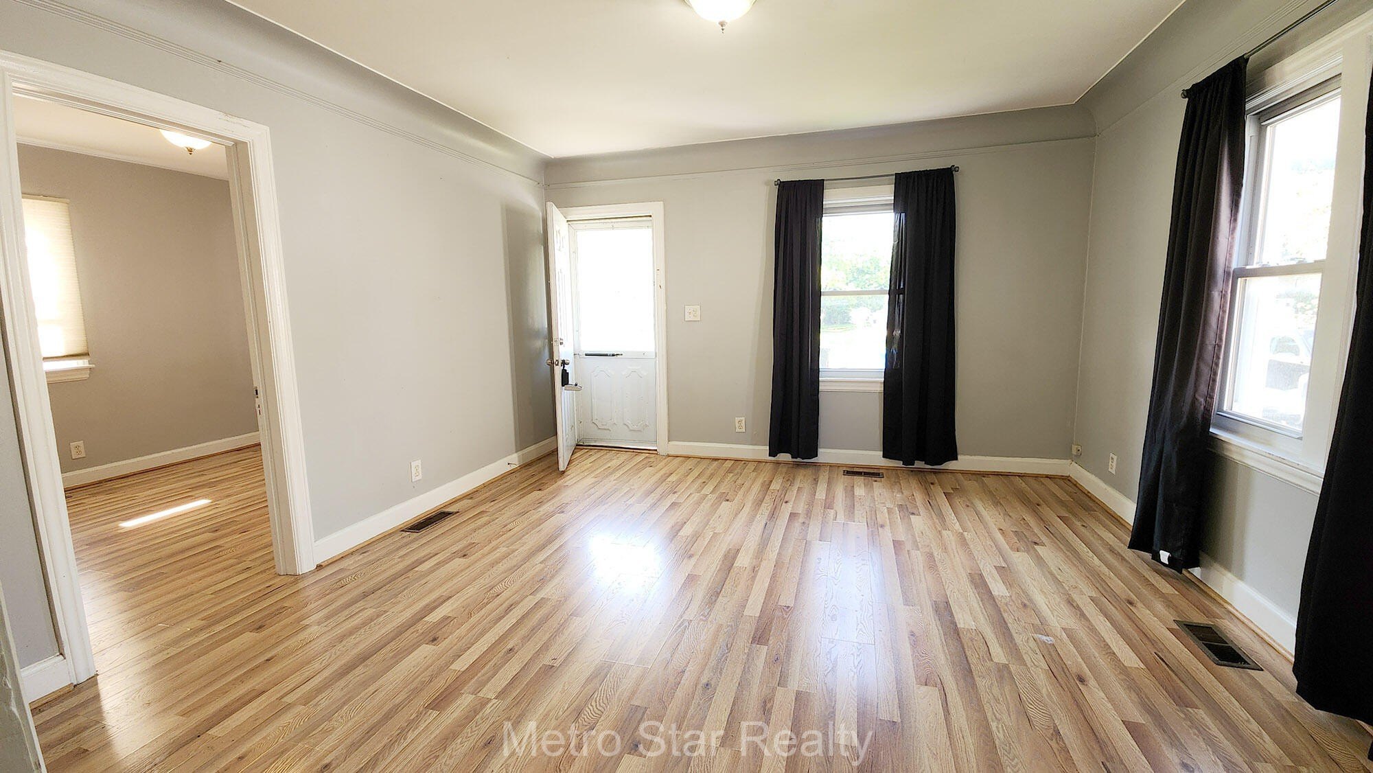 353 W Brockton Ave – photo 5