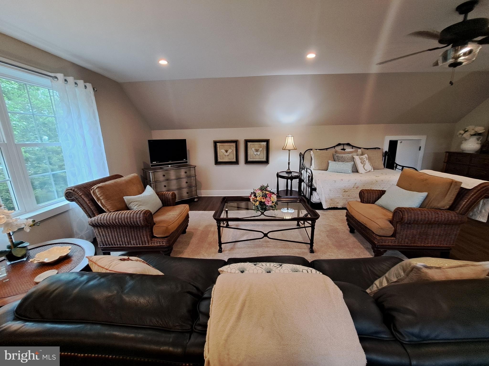 15550 New Rd – photo 2
