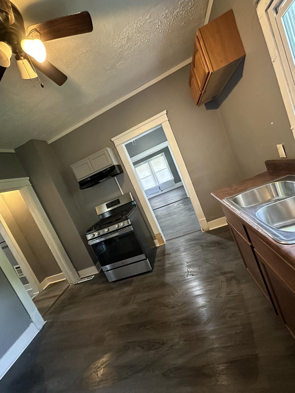 12704 Brackland Ave – photo 1