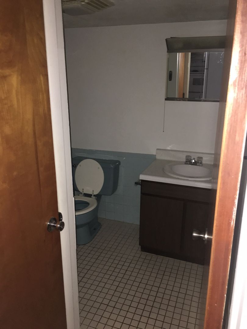 707 St Clair Ave unit 16 – photo 3