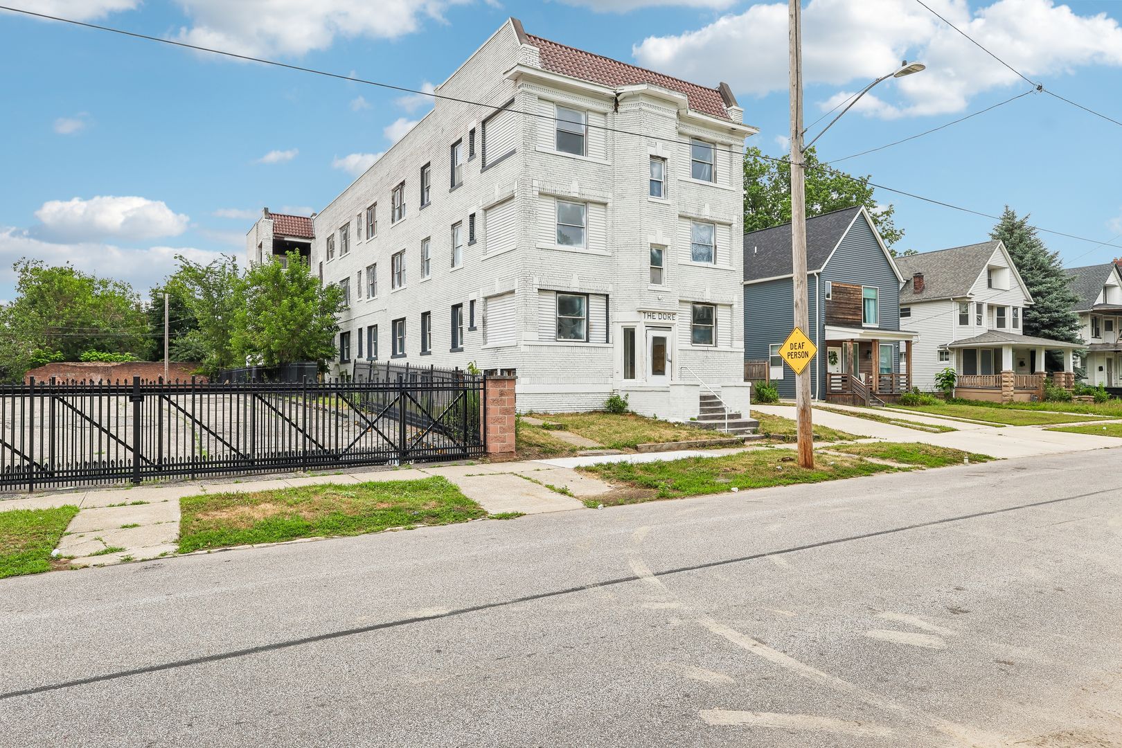 10703 Lee Ave unit APT 7 – photo 2
