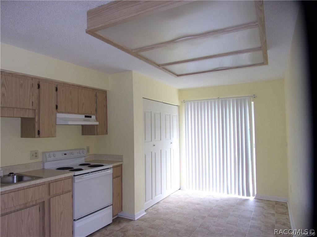 608 Long Ave – photo 4