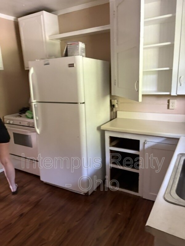 325 Hayes Ave unit # MC – photo 2