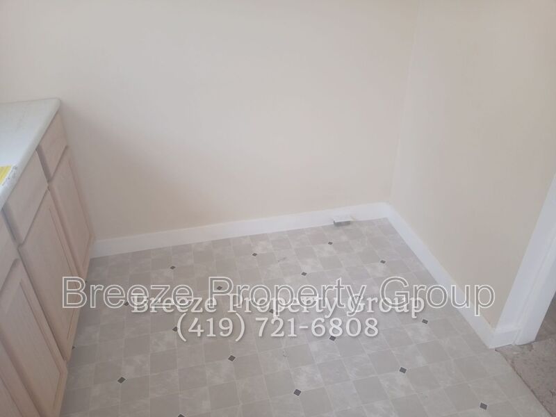 627 Brice Ave – photo 4
