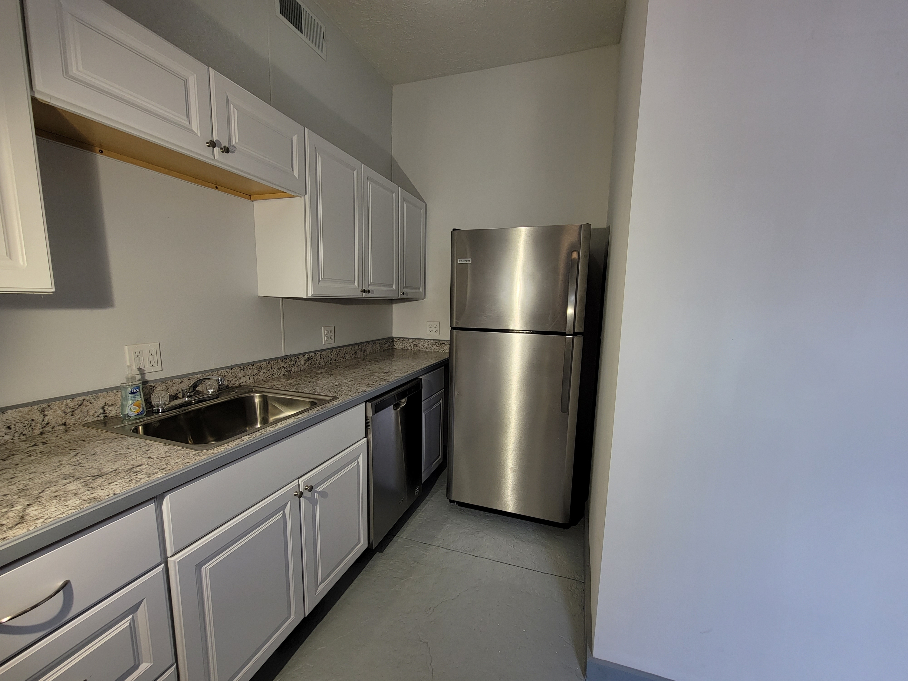 808 E Water St unit B – photo 2