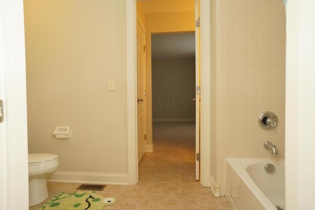8616 Maple Leaf Ct – photo 4