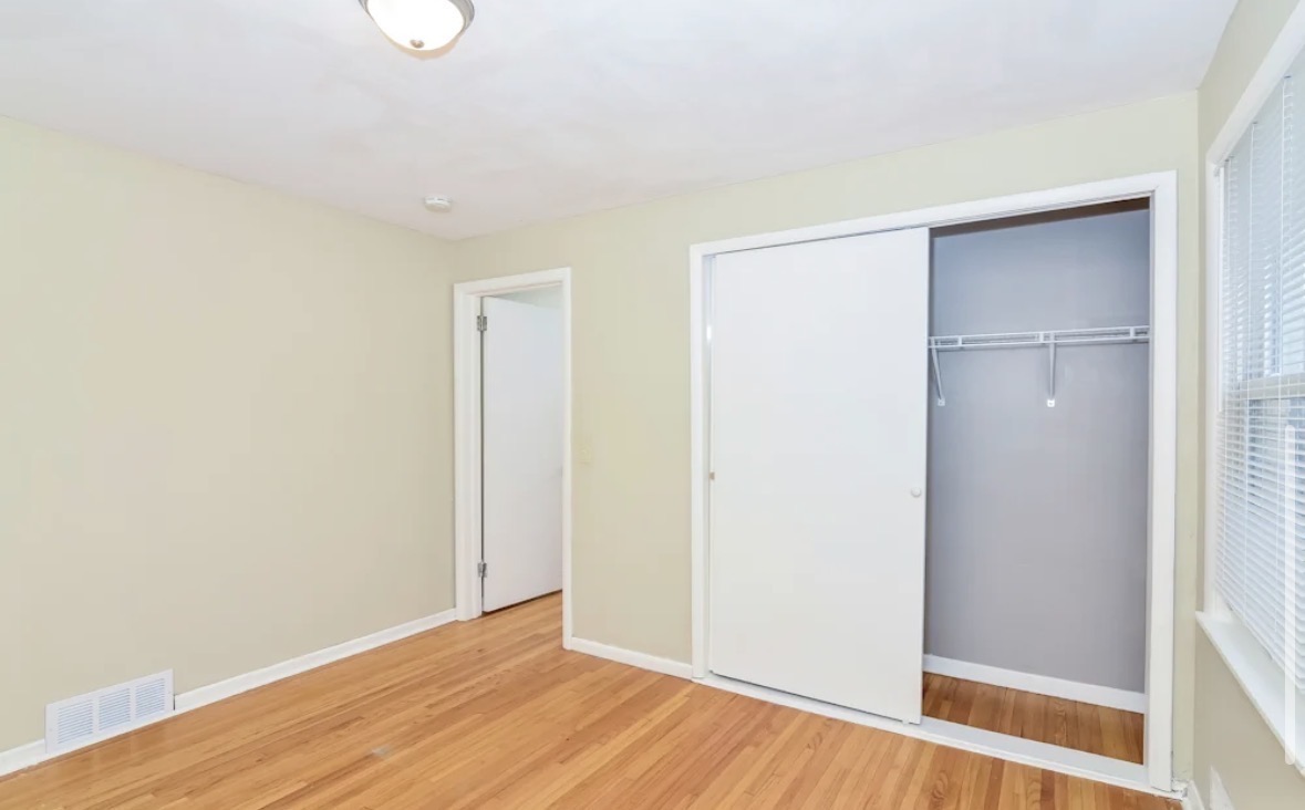 324 11th St SW – photo 4