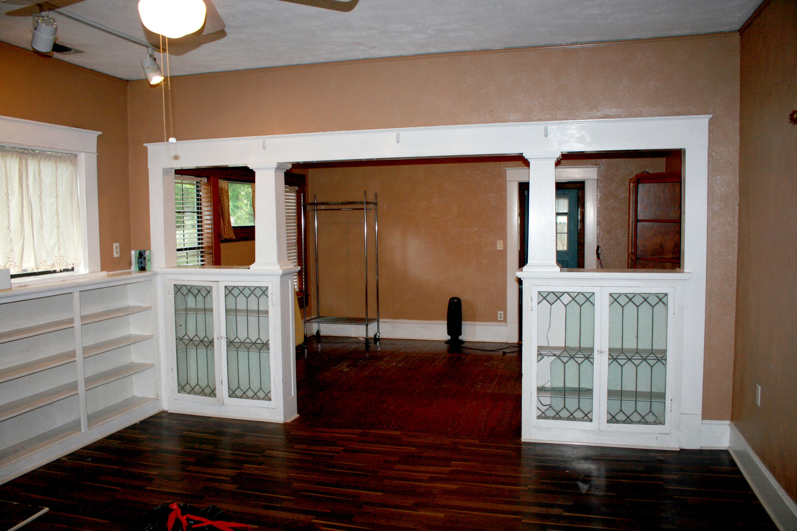 301 Highlands St – photo 5