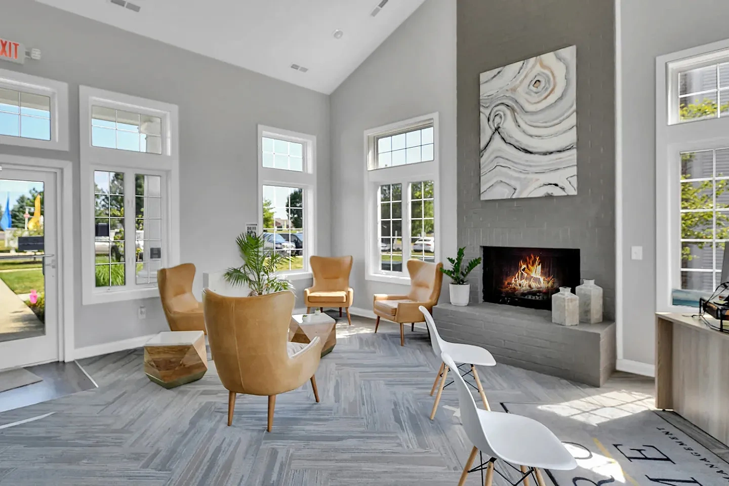 Trinity Lakes Apartments – photo 4