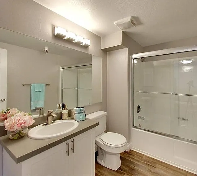 Coral Court – photo 2