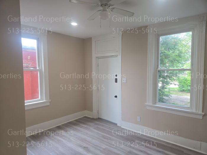 519 S 3rd St unit 1 – photo 5