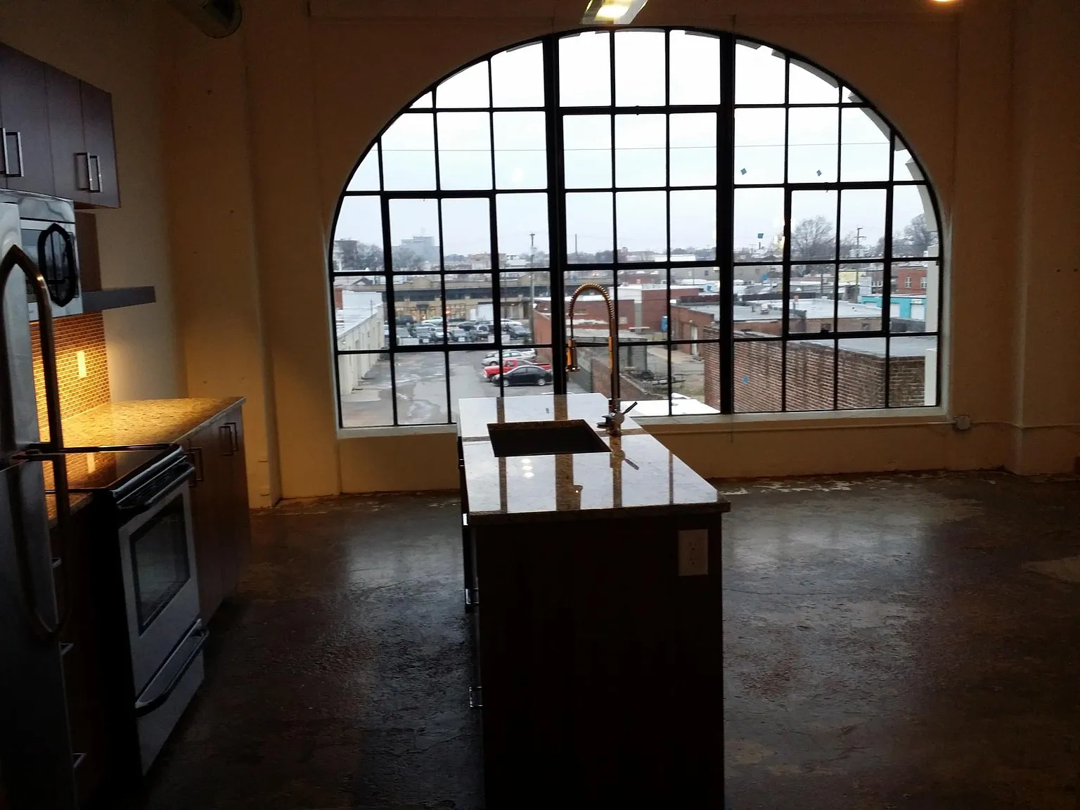 900 Terminal Pl – photo 1