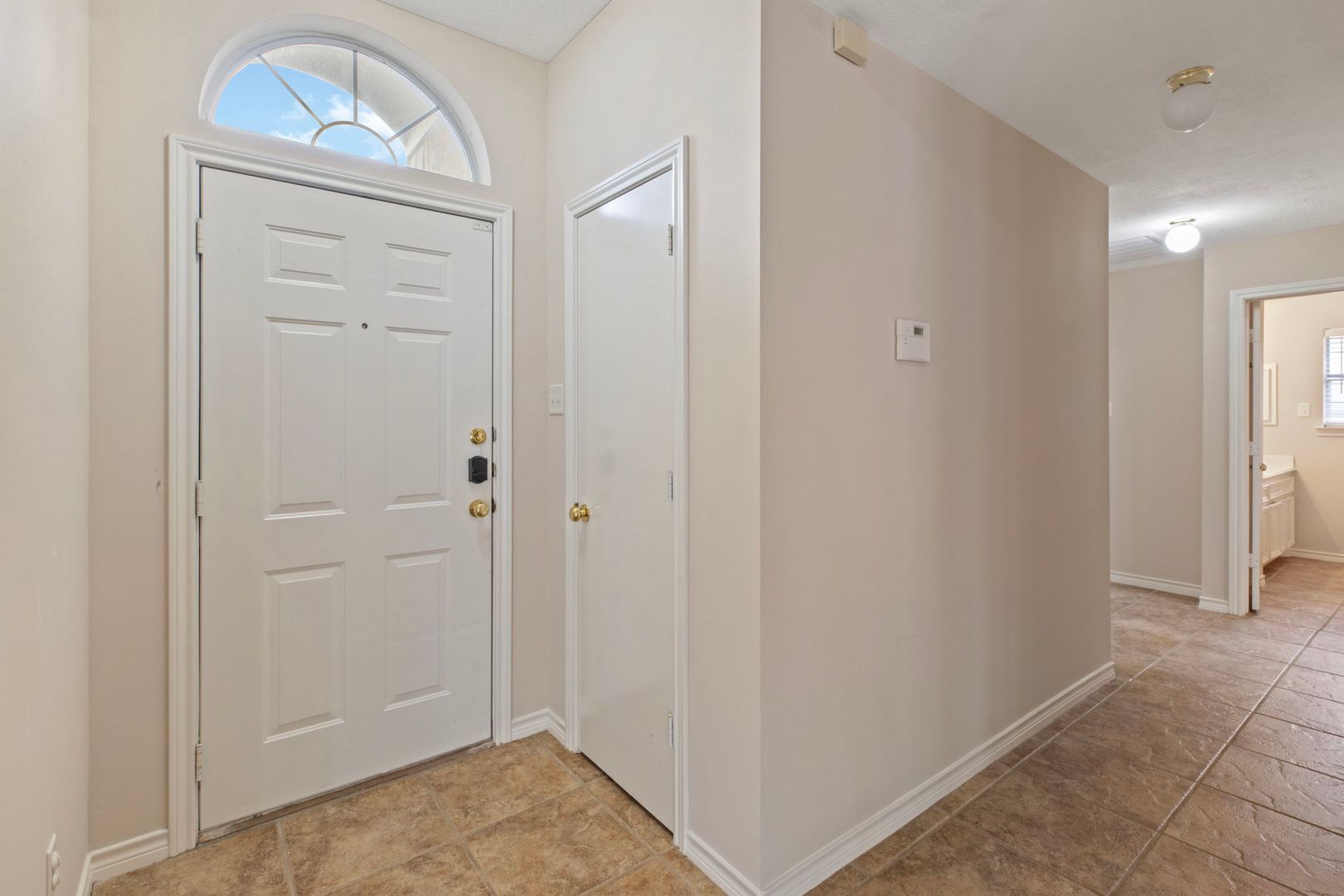 2511 Westwood Main Dr – photo 4