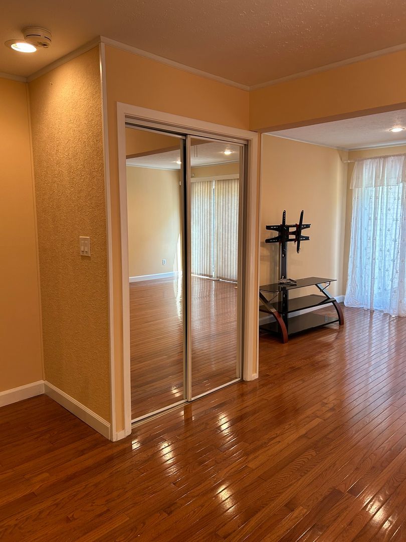 4456 Donna Dr – photo 3