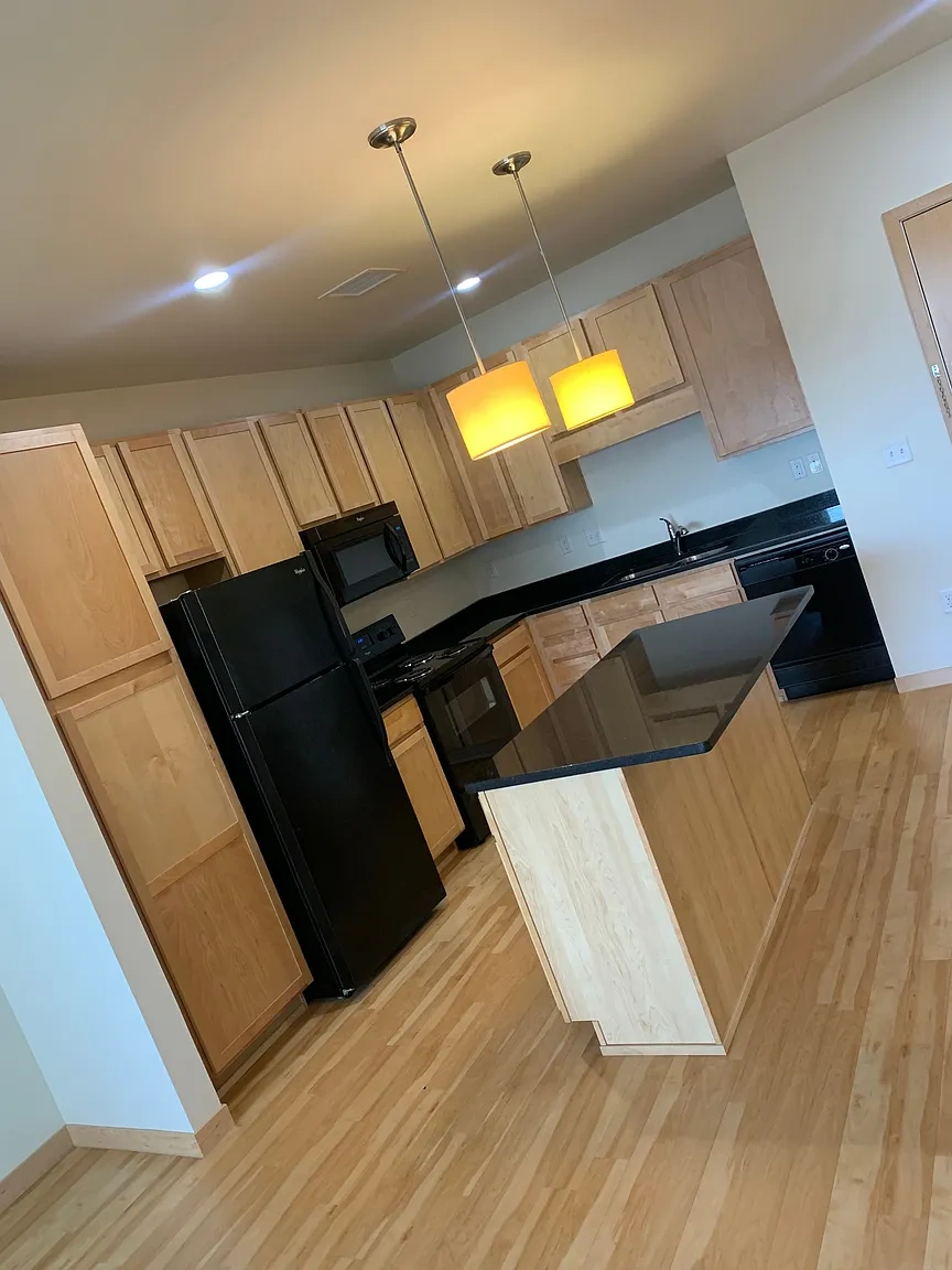Marks Apartments – photo 1